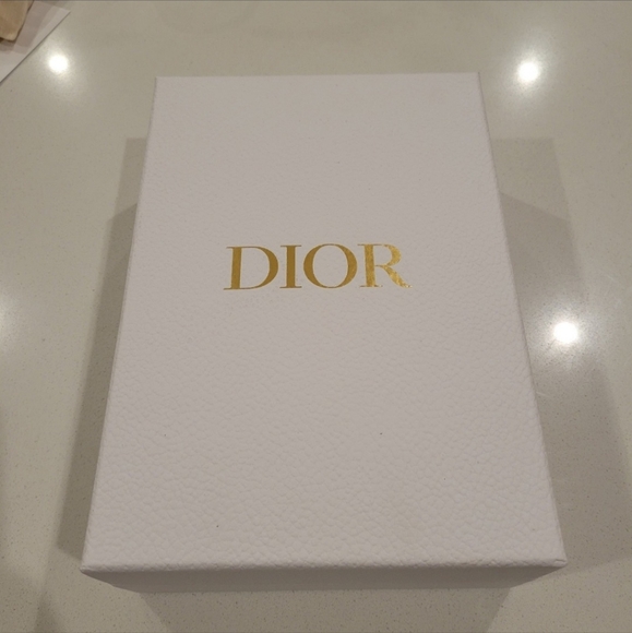 NEW DIOR REVITALIZING RITUAL SET - Picture 7 of 7